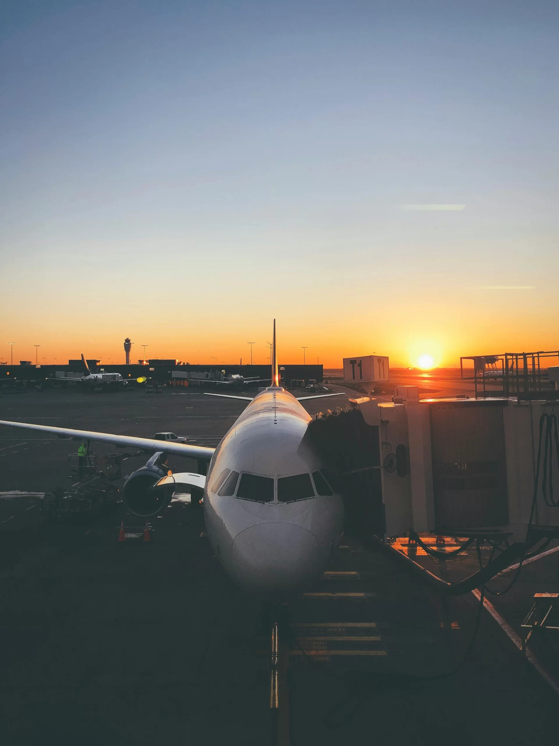 Corporate Travel & Airport Transfers 1